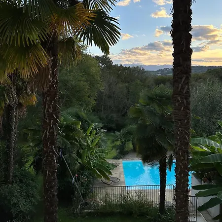 Maison Tournesol - Massages Et Diner Maison Pres De Pau Gan