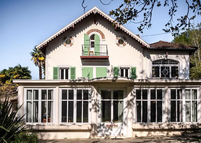Bed & Breakfast Maison Tournesol Massages Pau Jurancon 3*